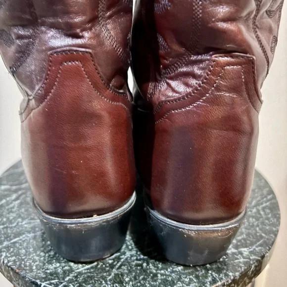 Tony Lama Deep Burgundy Brown Leather Western Boots - Picture 7 of 14